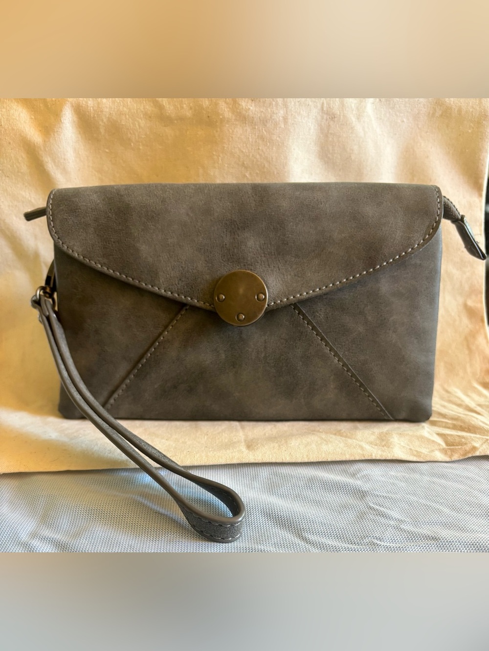 EUC~Vintage Susan Joy “Vanessa” Crossbody Wristlet Clutch